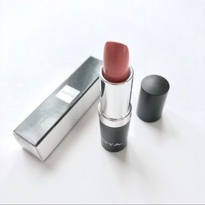 ZOYA “THE PERFECT LIPSTICK” in Wren.